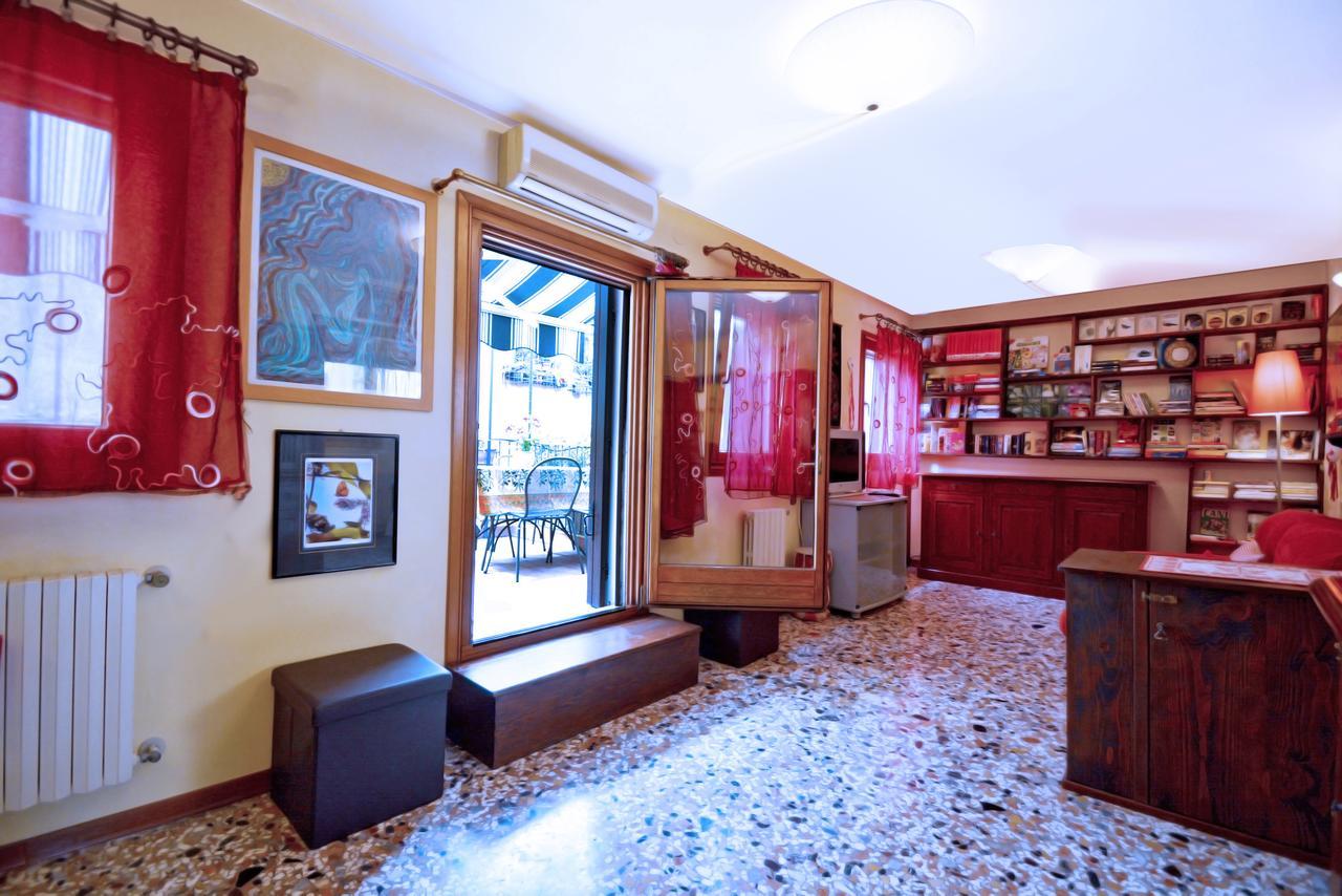 Appartamento Ve.N.I.Ce Cera Casa Della Zia Venezia Esterno foto